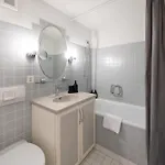 Appartement Hid Ag: Lakeview Mit Parkplatz Und Balkon *