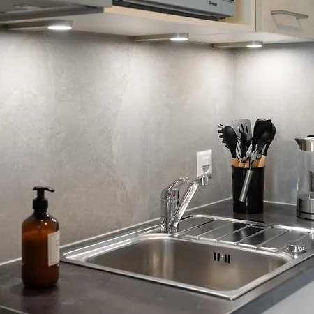 Apartman Hid Ag: Lakeview Mit Parkplatz Und Balkon *