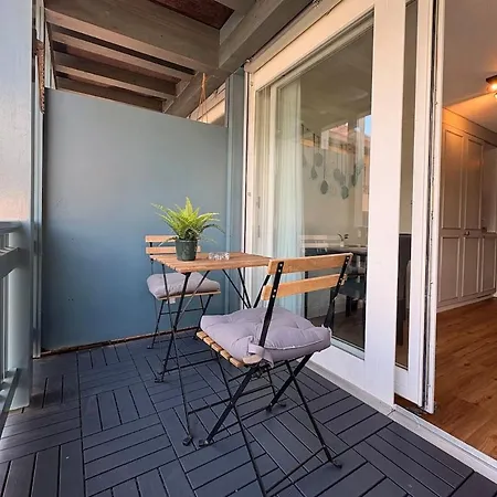 דירה Hid Ag: Lakeview Mit Parkplatz Und Balkon Därligen