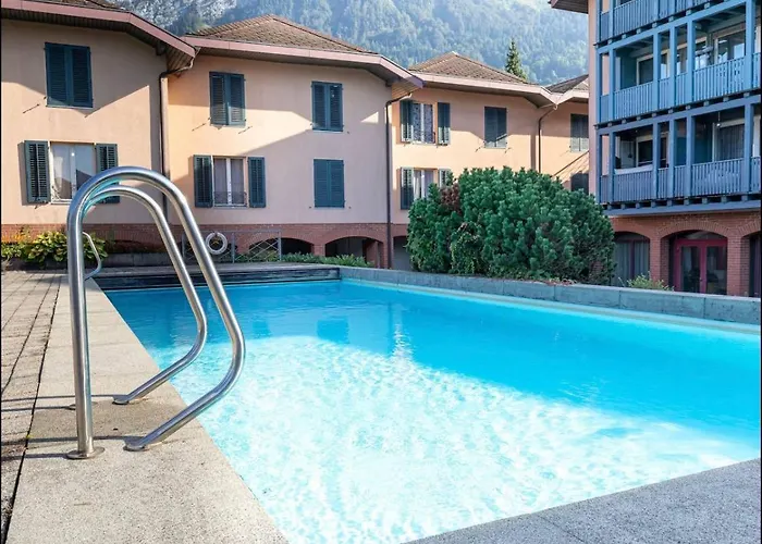 Hid Ag: Lakeview Mit Parkplatz Und Balkon